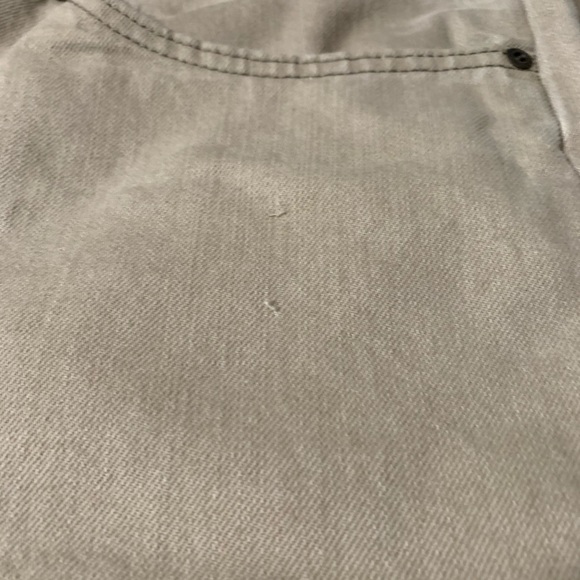 Men’s Lee Straight Leg Tan Jeans - Picture 6 of 6